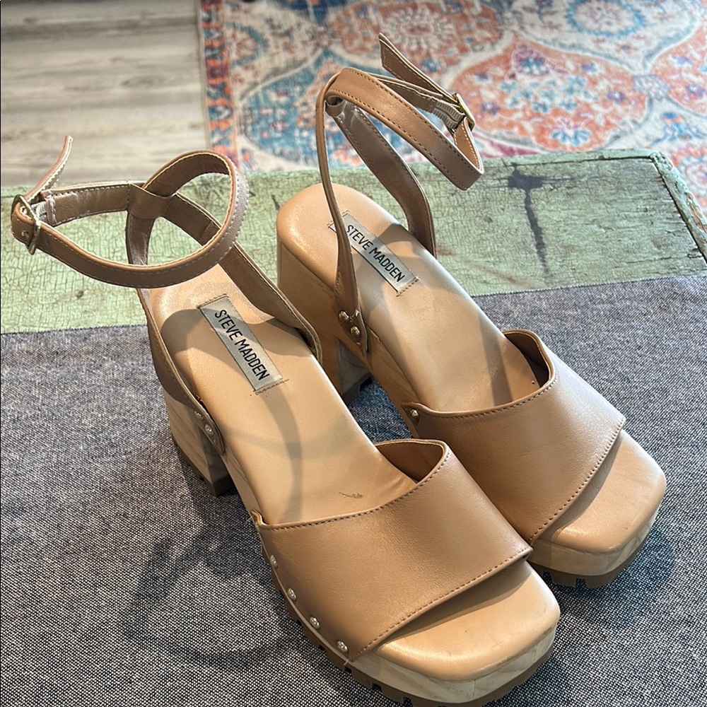 Steve Madden Ocala Tan Platform Lug Sole Block Heel Sandals Size 9.5 - Picture 2 of 7